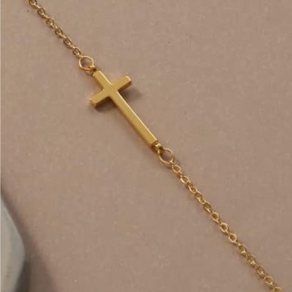 Sideways 14k gold plated cross necklace 16” with extender - Picture 2 of 3